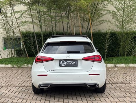 Mercedes A 250 2.0 TB Hatch Vision