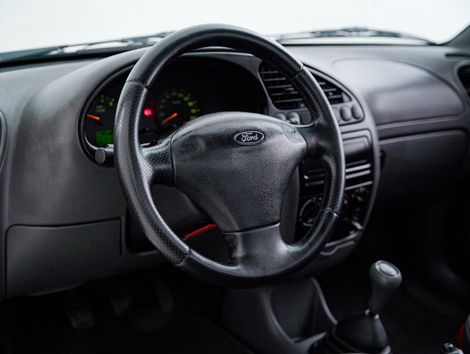 Ford Courier 1.6 L/ 1.6 Flex