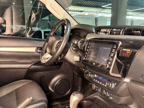 Toyota Hilux CD SRX 4x4 2.8 TDI 16V Diesel Aut.