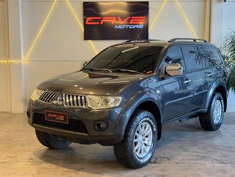 Mitsubishi Pajero DAKAR 3.2 4x4 T.I. Dies. 5p Aut.