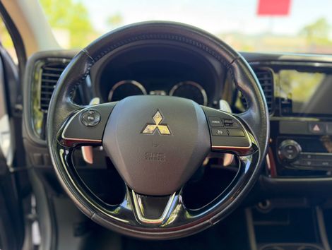 Mitsubishi OUTLANDER 2.0 16V 160cv Aut.