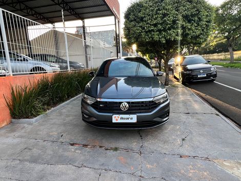 Volkswagen JETTA R-Line 250 TSI 1.4 Flex 16V Aut.