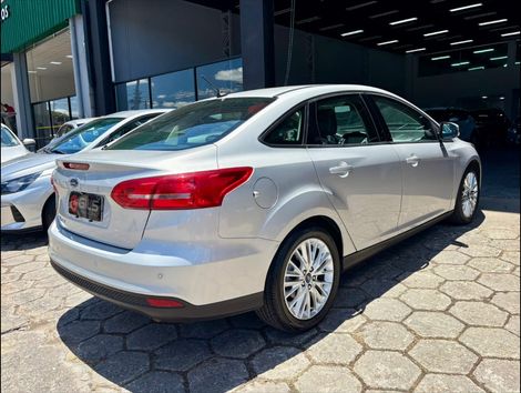 Ford Focus 2.0 16V/SE/SE Plus Flex 5p Aut.