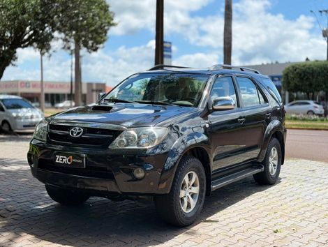 Toyota HILUXSW4 SRV 4X4 3.0 AUT
