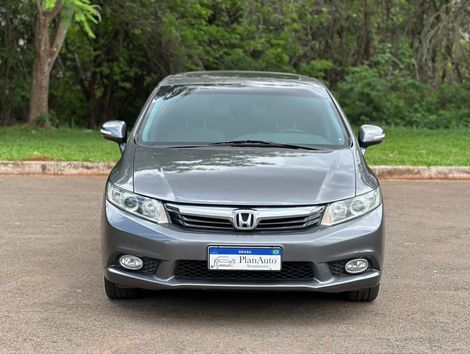 Honda Civic Sedan EXS 1.8/1.8 Flex 16V Aut. 4p