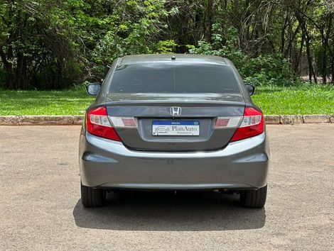 Honda Civic Sedan EXS 1.8/1.8 Flex 16V Aut. 4p