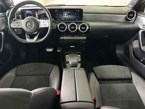 Mercedes A-35 AMG Sedan 4MATIC 2.0 TB Aut.