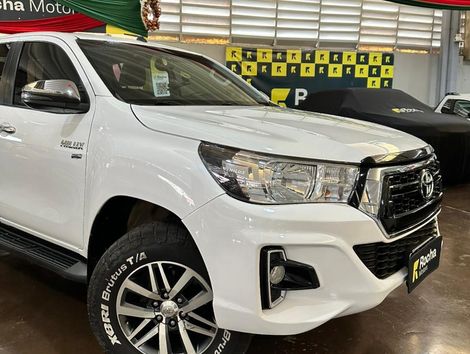 Toyota Hilux CD SRV 4x4 2.7 Flex 16V Aut.