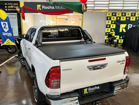 Toyota Hilux CD SRV 4x4 2.7 Flex 16V Aut.
