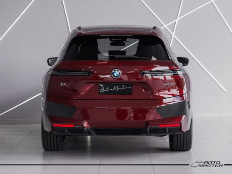 BMW iX XDrive 50 Sport Aut. (Elétrico)