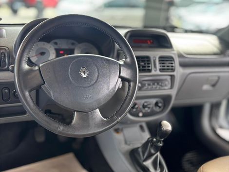 Renault Clio Privilège Hi-Flex 1.6 16V 5p