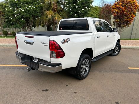 Toyota Hilux CD SRV 4x4 2.8 TDI Diesel Aut.