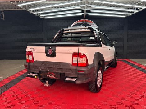 Fiat Strada Adv.1.8 16V Dualogic Flex CD