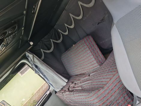 SCANIA T-112 MA 320 4x2 2p (diesel)