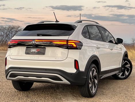 VolksWagen Nivus Highline 1.0 200 TSI Flex Aut.