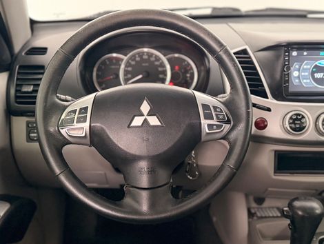 Mitsubishi L200 Triton HPE 3.2 CD TB Int.Diesel Aut