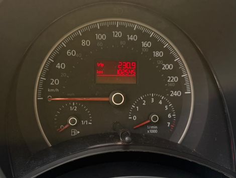 VolksWagen New Beetle 2.0 Mi Mec./Aut.