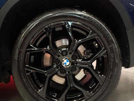 BMW X1 SDRIVE 20i X-Line 2.0 TB Active Flex