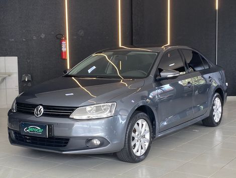 VolksWagen JETTA Comfortline 2.0 T.Flex 8V 4p Tipt.
