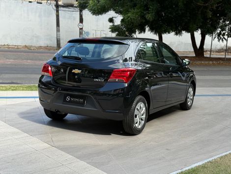 Chevrolet ONIX HATCH LT 1.0 8V FlexPower 5p Mec.