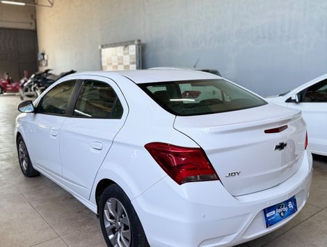 Chevrolet ONIX SEDAN Plus LT 1.0 12V Flex 4p Mec.