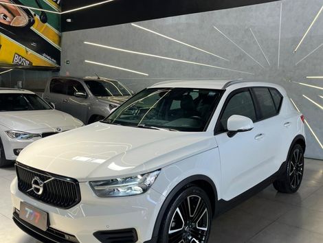 Volvo XC 40 T-5 MOMENTUM 2.0