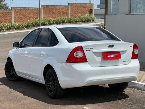 Ford Focus 2.0 16V/SE/SE Plus Flex 5p Aut.