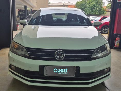 VolksWagen JETTA Highline 2.0 TSI 16V 4p Tiptronic