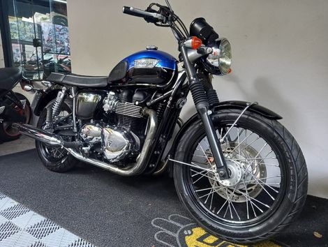 TRIUMPH BONNEVILLE T100 