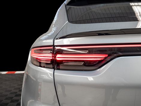 Porsche Cayenne Coupe Turbo S  4.0 (Híbrido)