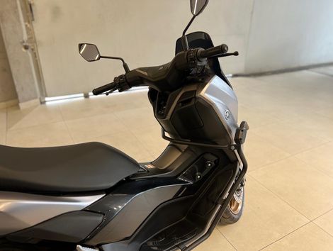 YAMAHA NMAX Connected 160 ABS