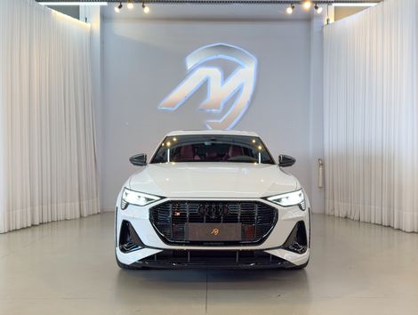 Audi E-TRON S Sportback Quat. Aut. (Elétrico)
