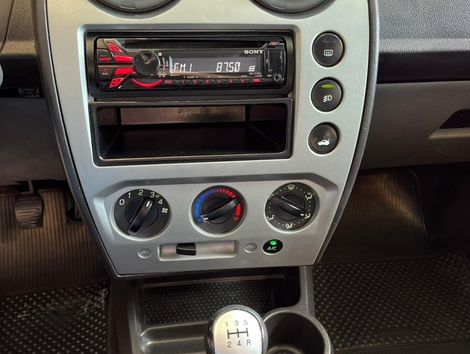 Ford Fiesta Sed. 1.6 8V Flex 4p