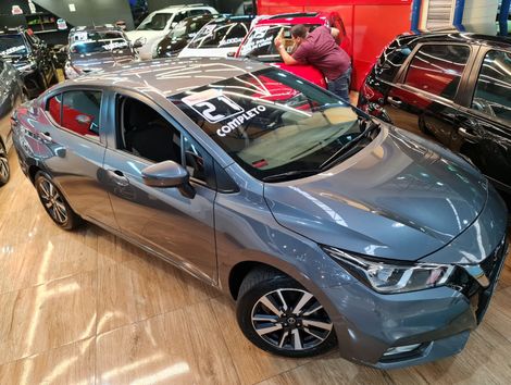 Nissan VERSA Advance 1.6 16V Flex Aut.