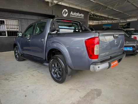 Nissan Frontier XE CD 4x4 2.3 Bi-TB Diesel Aut.