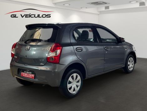 Toyota ETIOS XS 1.5 Flex 16V 5p Mec.