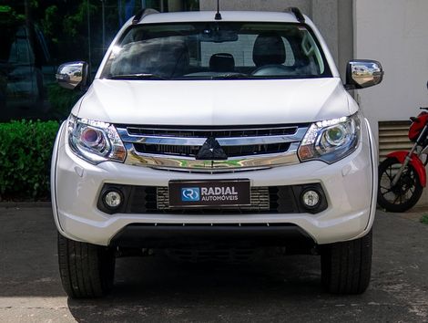 Mitsubishi L200 Triton Sport HPE-S 2.4 CD Dies. Aut