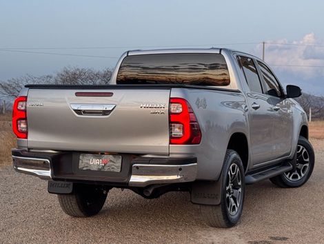 Toyota Hilux CD SRX 4x4 2.8 TDI 16V Diesel Aut.