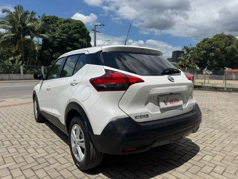 Nissan KICKS Active S 1.6 16V Flex Aut.