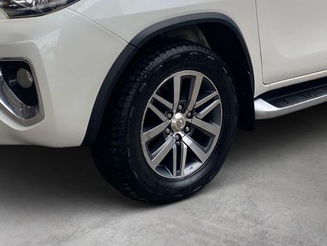 Toyota Hilux SW4 SRX 4x4 2.8 TDI 16V Dies. Aut.