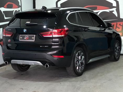 BMW X1 SDRIVE 20i X-Line 2.0 TB Active Flex