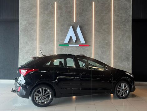 Hyundai i30 1.8 16V Aut. 5p