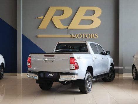 Toyota Hilux CD SR 4x4 2.8 TDI Diesel Aut.