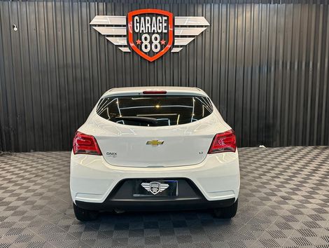 Chevrolet ONIX HATCH LT 1.0 8V FlexPower 5p Mec.