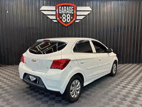 Chevrolet ONIX HATCH LT 1.0 8V FlexPower 5p Mec.