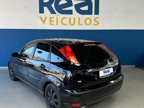 Ford Focus 1.6 S/SE/SE Plus Flex 8V/16V  5p