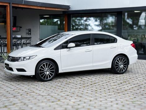 Honda Civic Sedan LXS 1.8/1.8 Flex 16V Aut. 4p