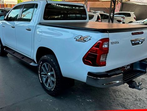 Toyota Hilux CD SRX 4x4 2.8 TDI 16V Diesel Aut.