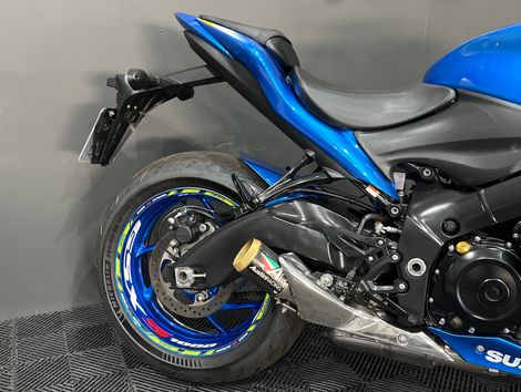 SUZUKI GSX-S 1000