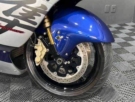 SUZUKI GSX 1300-R HAYABUSA